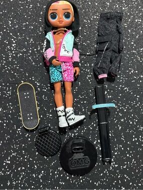 LOL Surprise OMG Guy Fashion Doll Cool Levi